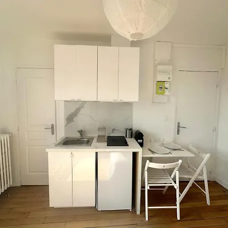 Apartment 361 Delon - Cosy Center Paris